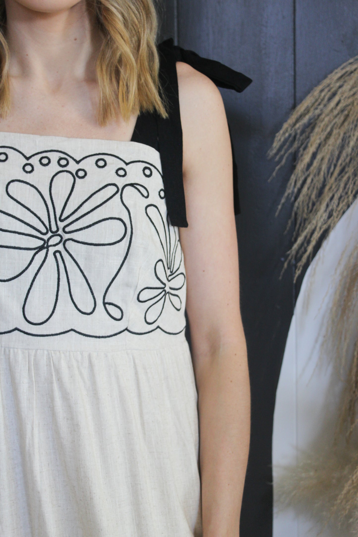 Wildflower Midi - Oatmeal